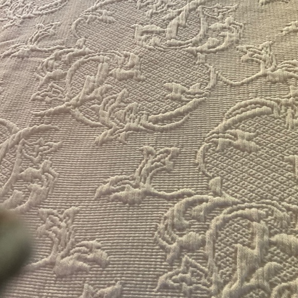 Pink Bates Queen Elizabeth Matelasse Bedspread White Fringed Coverlet 83x100 - Picture 5 of 9